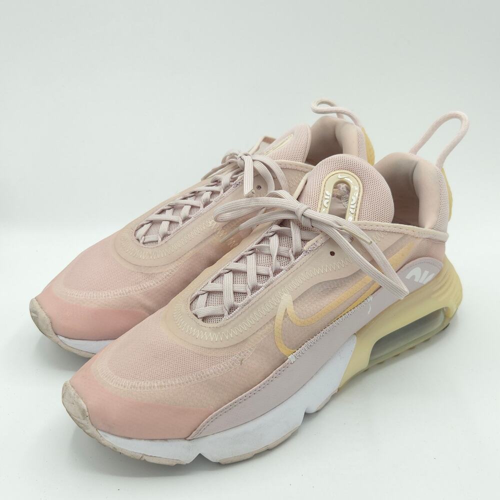 Nike Air Max 2090 Women's Size 10.5 CT1290-600 sneakers Barely Rose Pink